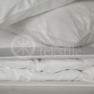 Satin fitted sheets (white)